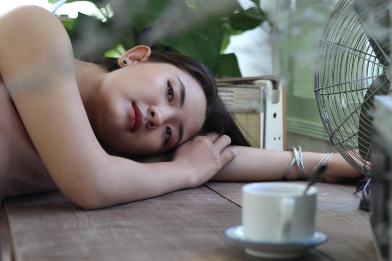 国际交友的治疗师视角