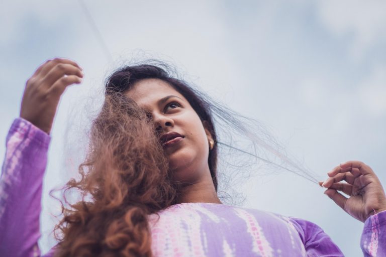 通过屏幕了解真实用户的关系