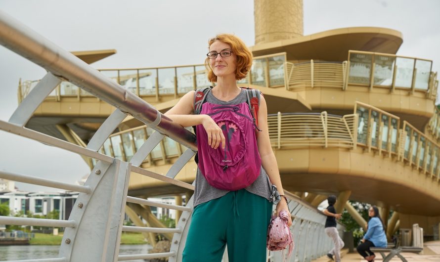 如何用幽默和魅力调情