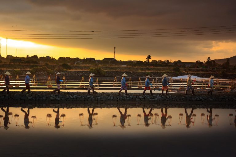 让约会重新充满乐趣：免费聊天应用的注意事项
