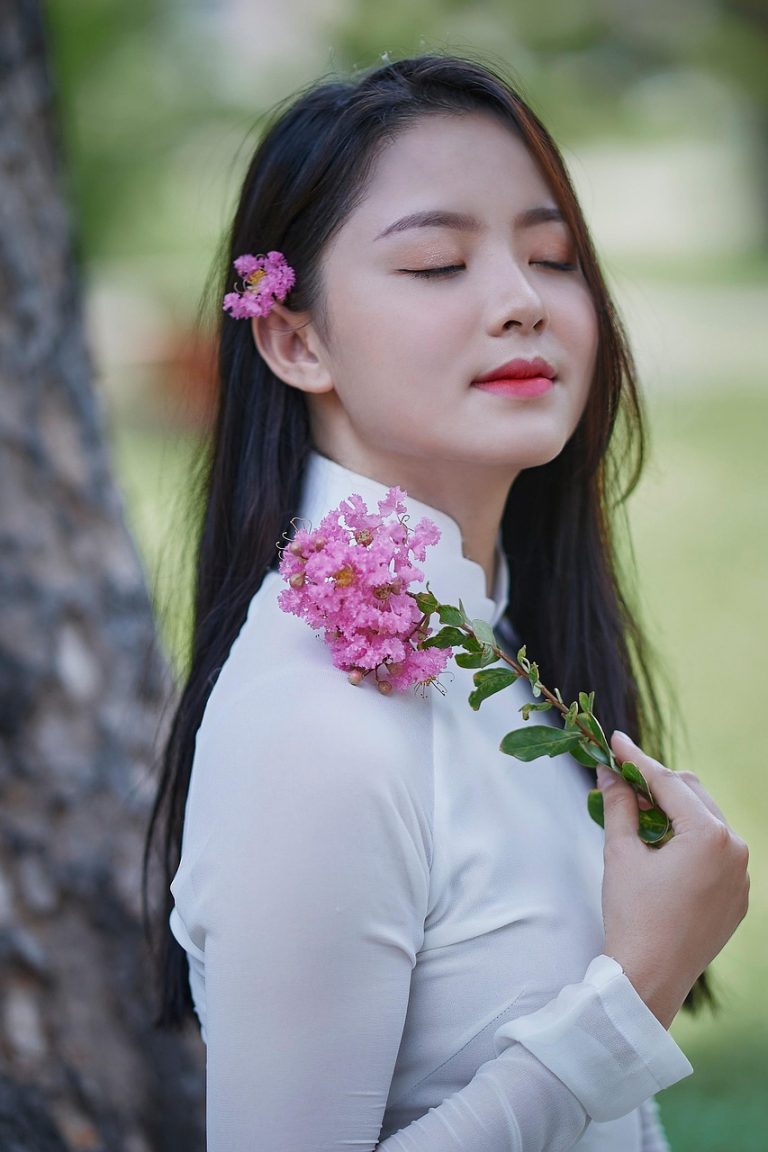 交友资料简介助力爱情的真实故事