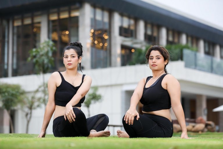 学会与陌生人聊天：有效的技巧和方法