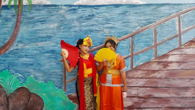 通过聊天展示幽默的艺术