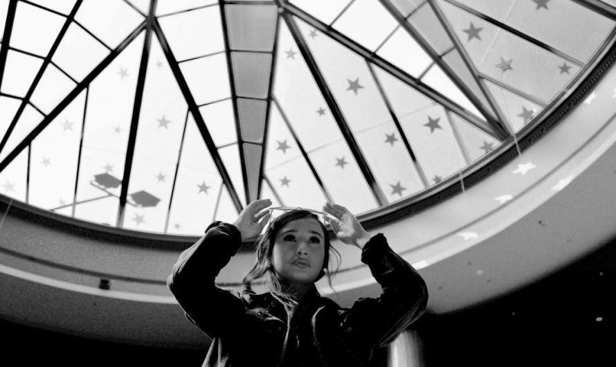 自信地调情而不必过度思考的秘诀